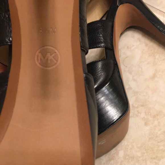 NWOB  👠 MICHAEL KORS 👄 SZ. 8.5 BLK 👩🏼👏🏻😘💎 - Picture 5 of 6